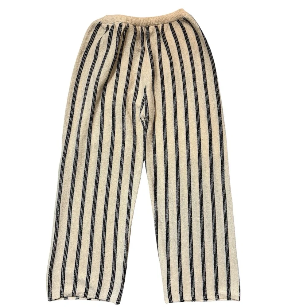NWT Cream and Black Knit Pants - Picture 5 of 6